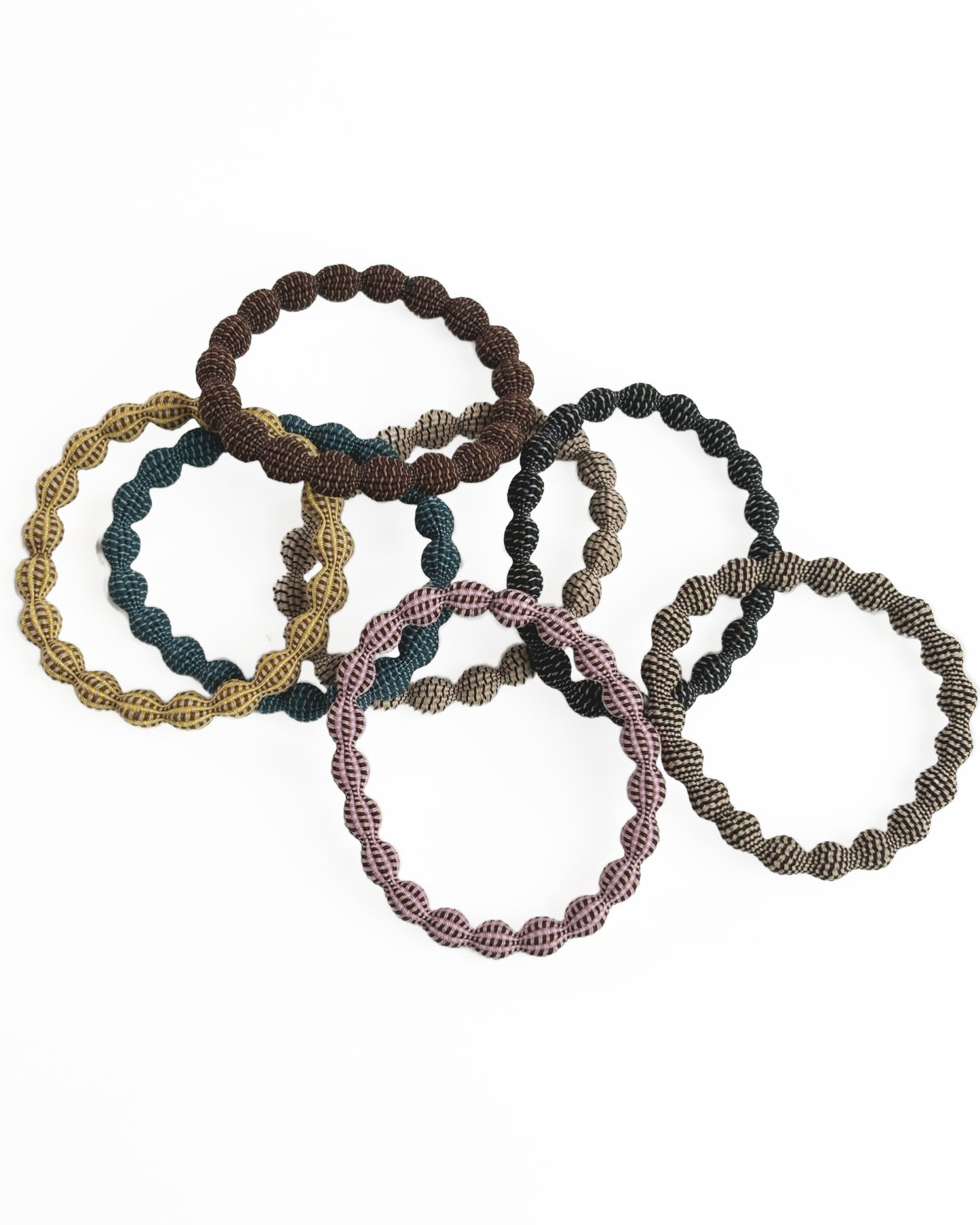 Elastici bombati intrecciati