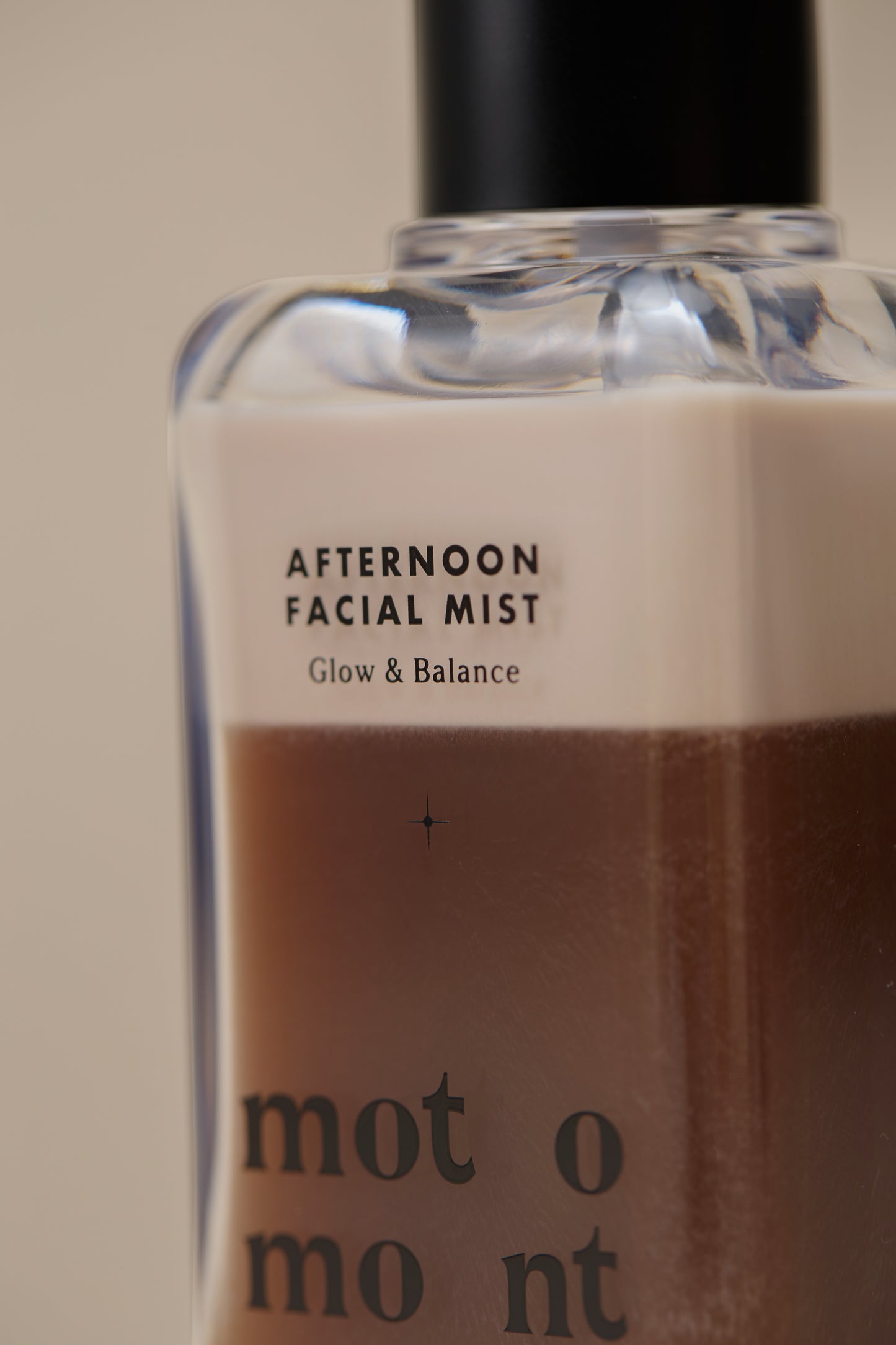 MOTOMONT Afternoon Facial Mist – Milktea Glow and Balance